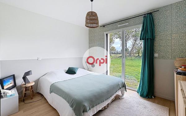 Maison à vendre    5 pièces •  Ambon