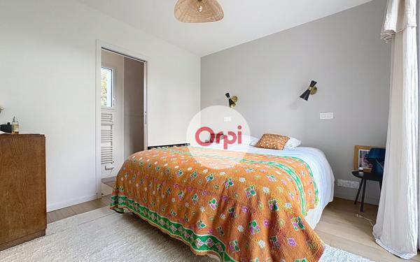 Maison à vendre    5 pièces •  Ambon