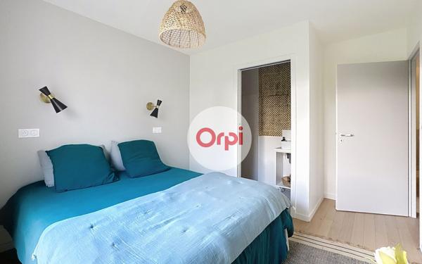 Maison à vendre    5 pièces •  Ambon