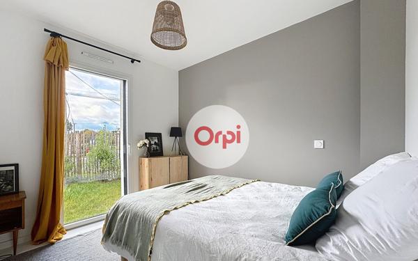 Maison à vendre    5 pièces •  Ambon