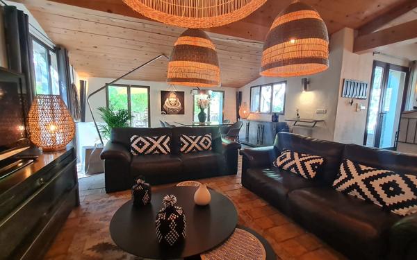 Maison à vendre    5 pièces • 115 m2 Villeneuve-lès-Avignon