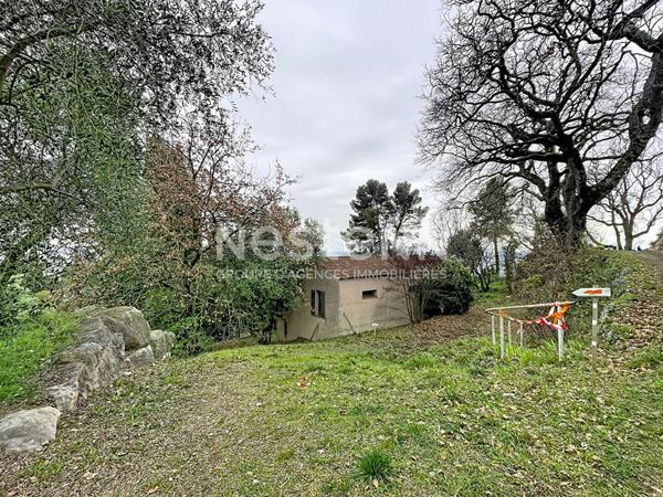 EXCLUSIVITÉ ? MAISON DE PLAIN-PIED AVEC DÉPENDANCE ? ENVIRONNEMENT CALME