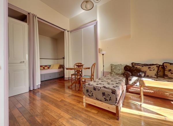 Appartement Lyon Studio T1bis de 36 m2 avec cour privative de 30m²