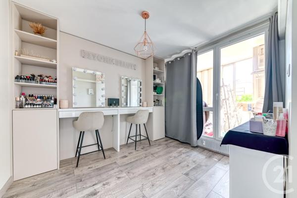 Appartement F4 à vendre  4 pièces - 77 m2 VILLEURBANNE - 69