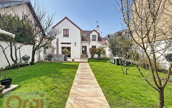 Maison à vendre    6 pièces • 131 m2 Clamart