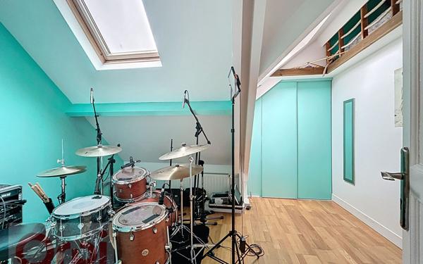 Maison à vendre    6 pièces • 131 m2 Clamart