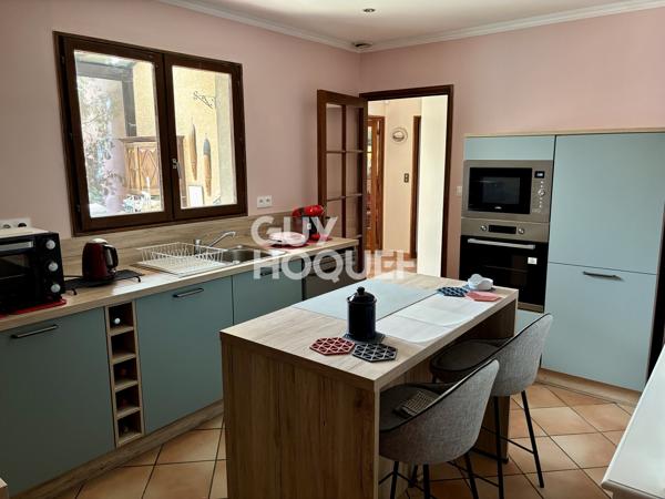 5 Min Nord-Est CARCASSONNE - Villa trois chambres, garage, piscine sur terrain 1074 m²