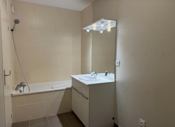 Appartement T2 - Tours - Lakanal/Strasbourg