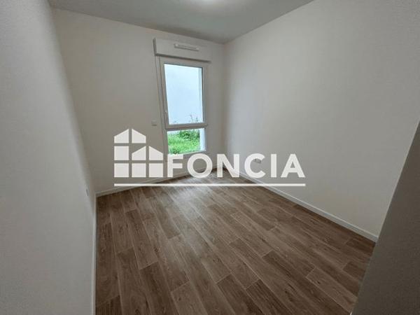 Location Appartement 3 pièces 58.1 m² - 19 QUAI CAMERE ET 38 AVENUE DE PARIS Vernon 27200