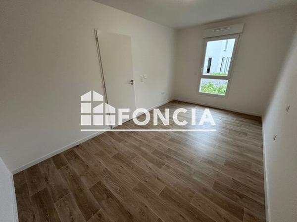 Location Appartement 3 pièces 58.1 m² - 19 QUAI CAMERE ET 38 AVENUE DE PARIS Vernon 27200