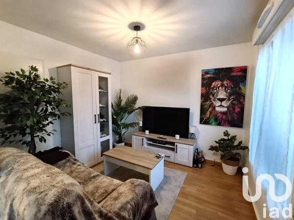 Appartement à vendre 3 pièces 47 m² Saint-Fargeau-Ponthierry