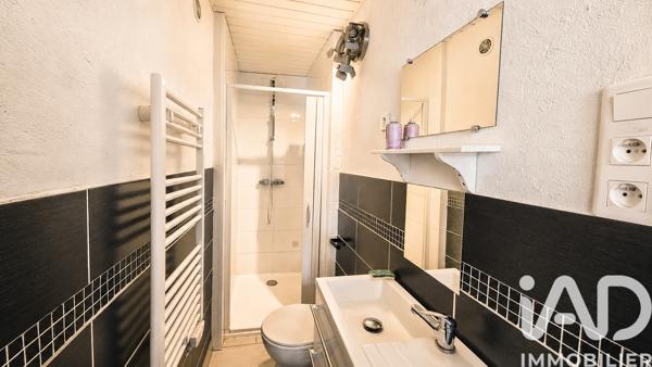 Immeuble à vendre 120 m² Nîmes