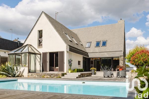 Maison à vendre 8 pièces 210 m² Cesson-Sévigné