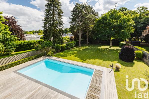 Maison à vendre 8 pièces 210 m² Cesson-Sévigné