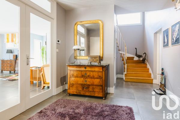 Maison à vendre 8 pièces 210 m² Cesson-Sévigné