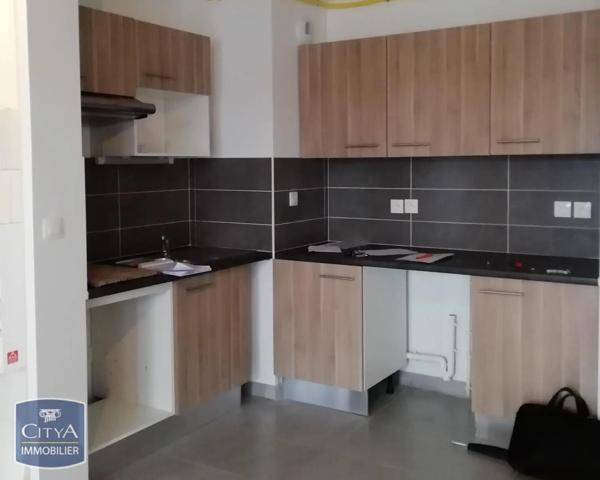 Appartement à louer 2 pièces 42.76m² Villenave-d'Ornon (33140)