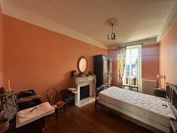 Maison de Ville Pithiviers 7 pièce(s) 200 m2