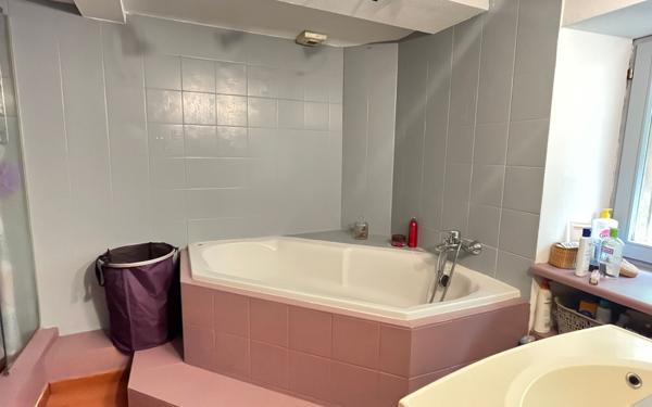 Appartement à vendre    4 pièces • 97 m2 Thann