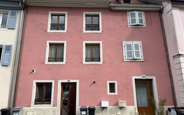 Appartement à vendre    4 pièces • 97 m2 Thann