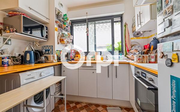 Appartement à vendre    2 pièces • 42,20 m2 Paris 20