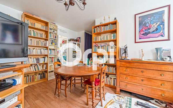Appartement à vendre    2 pièces • 42,20 m2 Paris 20