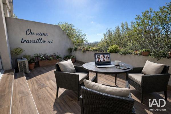 Local d’activité à vendre 97 m² Arles