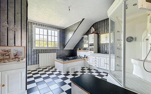 Maison à vendre    5 pièces •  Varennes-Jarcy