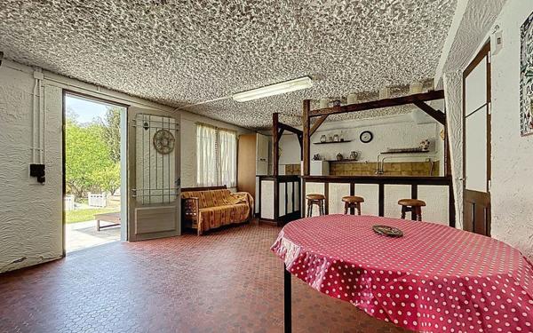 Maison à vendre    5 pièces •  Varennes-Jarcy