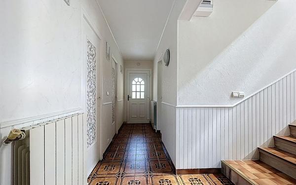 Maison à vendre    5 pièces •  Varennes-Jarcy