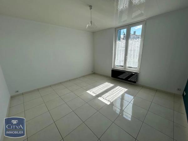 Appartement à louer 3 pièces 67.56m² Charleville-Mézières (08000)