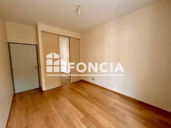 Location Appartement 4 pièces 82.5 m² - 21 Rue de la Magnanerie Grenoble 38000