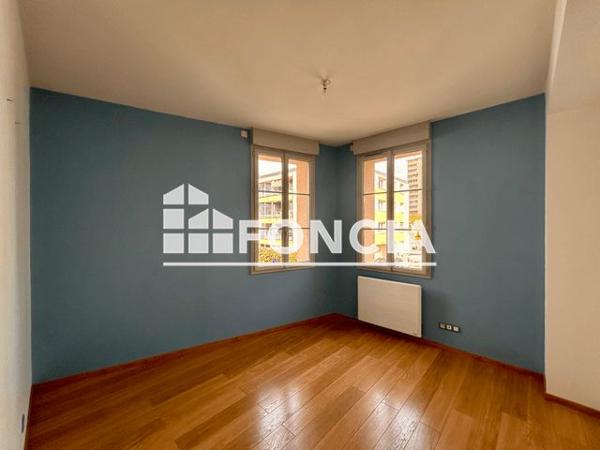 Location Appartement 4 pièces 82.5 m² - 21 Rue de la Magnanerie Grenoble 38000