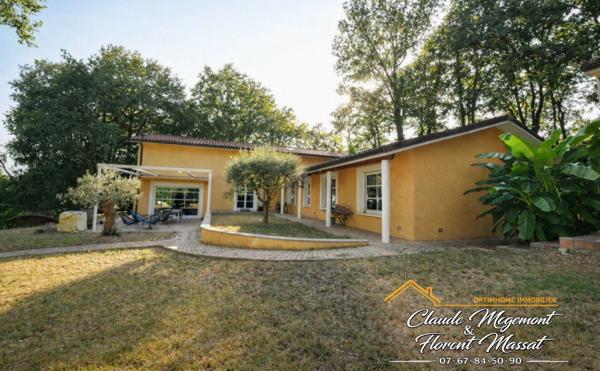 Magnifique propriété 382 m2 BESSIERES