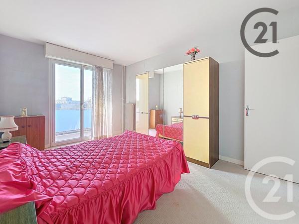 Appartement F5 à vendre  5 pièces - 121,20 m2 REIMS - 51