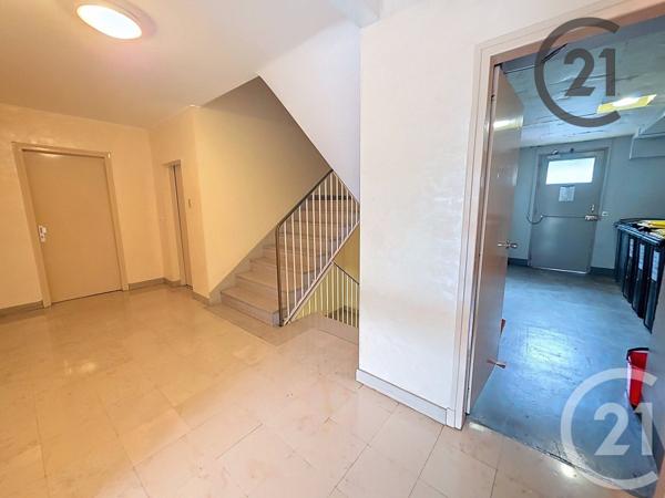 Appartement F5 à vendre  5 pièces - 121,20 m2 REIMS - 51