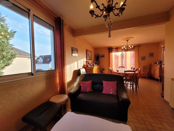 Maison à vendre à Châteaubourg en Ille-et-Vilaine (35220), ref : 019/5487 JLL