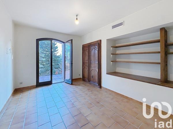 Maison à vendre 6 pièces 182 m² Rognes