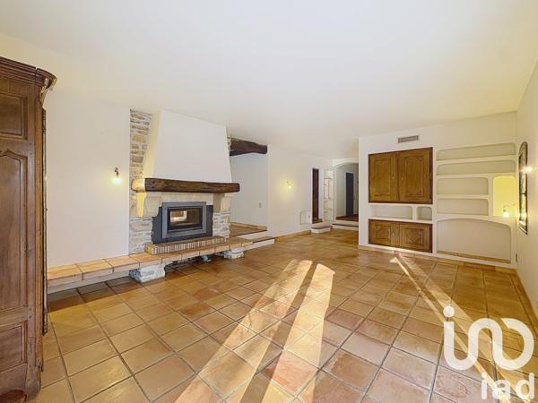 Maison à vendre 6 pièces 182 m² Rognes