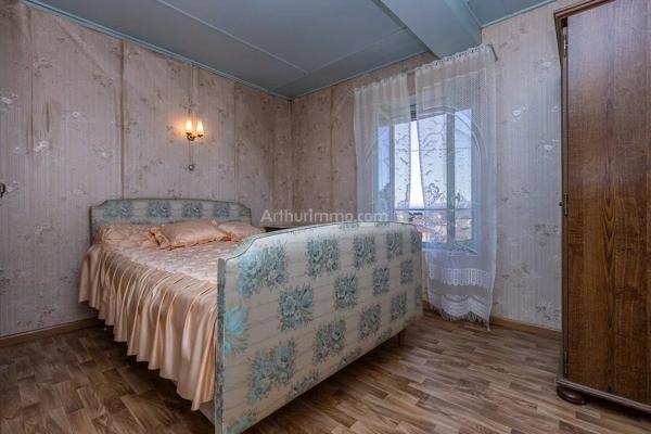 Vente                                                      Maison
                        
                     7 pièces                      80 m2                     à Les Avenières Veyrins-Thuellin