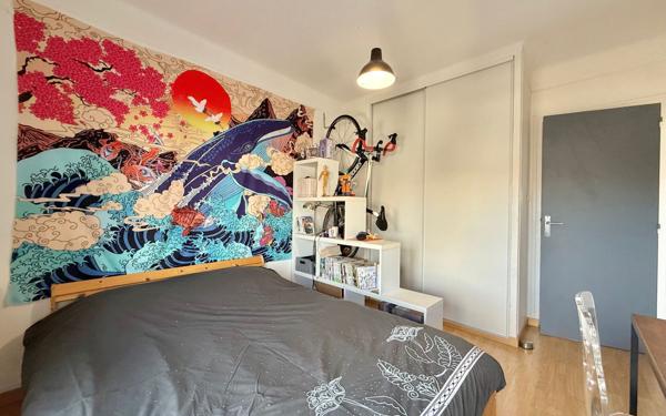 Appartement à vendre    5 pièces • 81,90 m2 Chenôve