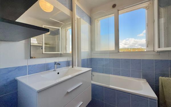 Appartement à vendre    5 pièces • 81,90 m2 Chenôve