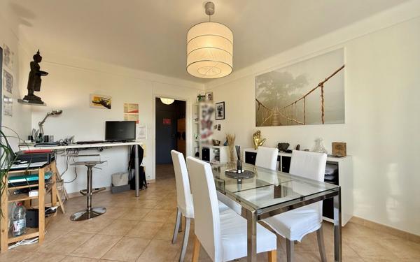 Appartement à vendre    5 pièces • 81,90 m2 Chenôve