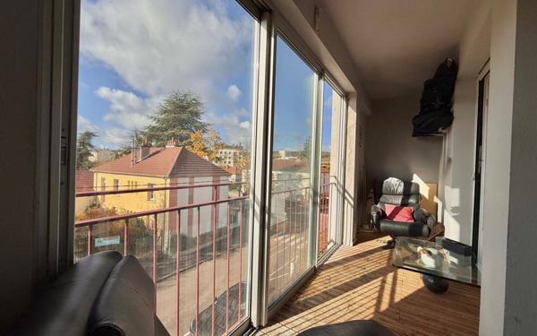 Appartement à vendre    5 pièces • 81,90 m2 Chenôve