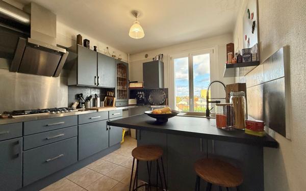 Appartement à vendre    5 pièces • 81,90 m2 Chenôve