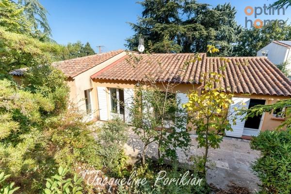 Pertuis : Maison à vendre 4 pièces 125m2 au sol sur 100m2 de terrain clos