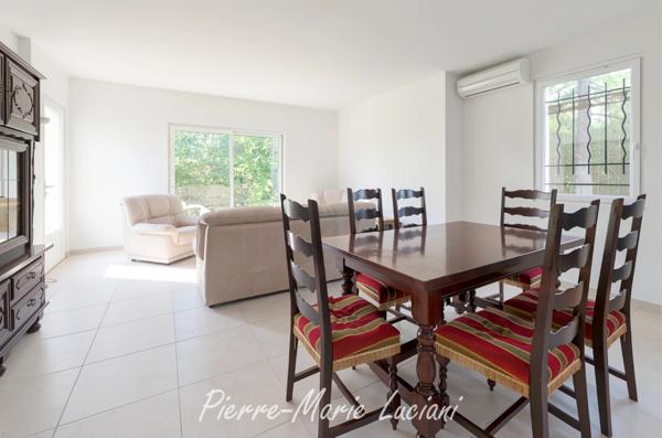 Pertuis : Maison à vendre 4 pièces 125m2 au sol sur 100m2 de terrain clos