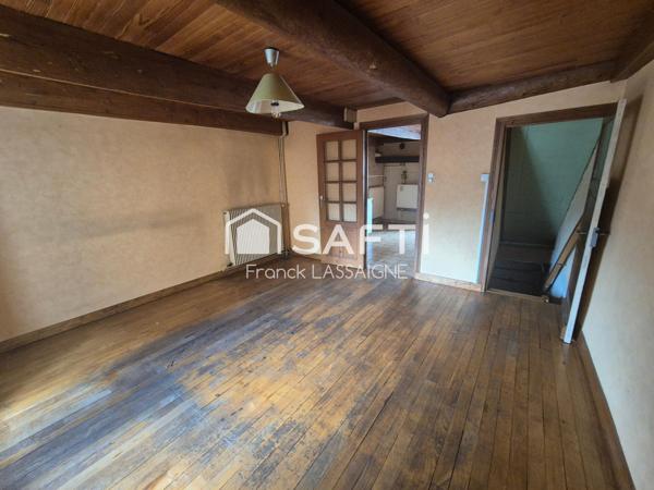 Maison de ville avec garage..