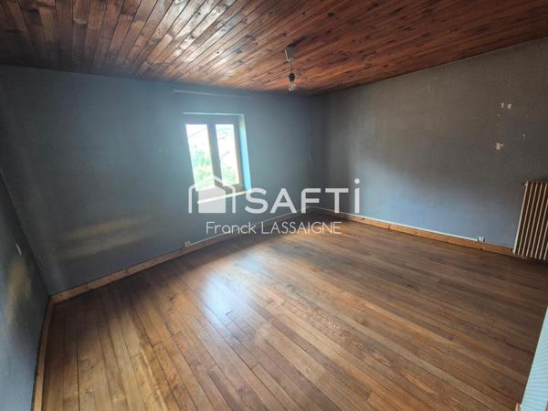 Maison de ville avec garage..