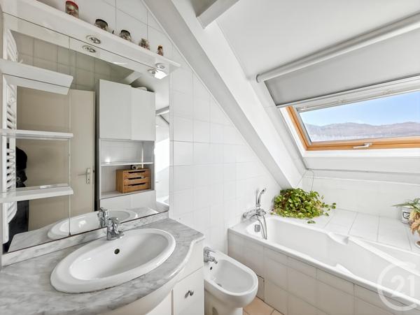 Appartement F3 Bis à vendre  3 pièces - 64,52 m2 L ILE ROUSSE - 202