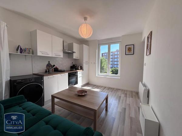 Appartement à louer 4 pièces 36.09m² Maubeuge (59600)